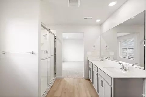Bath - 3440 N Browning St #1515, Eagle Mountain, UT 84005 photo 3 of 4