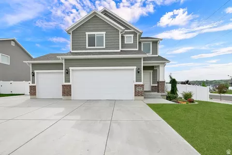 6748 S Harvest Park Ln E, South Weber, UT 84405