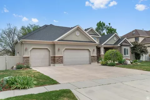 Exterior - 439 E Stokes Ave, Draper, UT 84020 photo 11 of 11