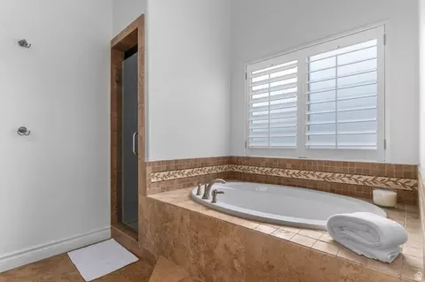 Bath - 439 E Stokes Ave, Draper, UT 84020 photo 2 of 6