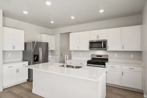 856 N 260 E, Santaquin, UT 84655