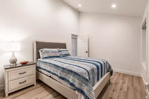 Bedroom - 1029 Zermatt Dr #8, Midway, UT 84049 photo 3 of 3