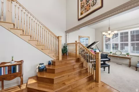 Entry Way - 914 N 400 W, Centerville, UT 84014 photo 2 of 2