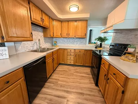 Kitchen - 3462 Eccles Ave, Ogden, UT 84403 photo 1 of 3