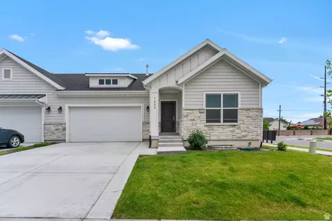 7632 S Waverly Ln, West Jordan, UT 84084