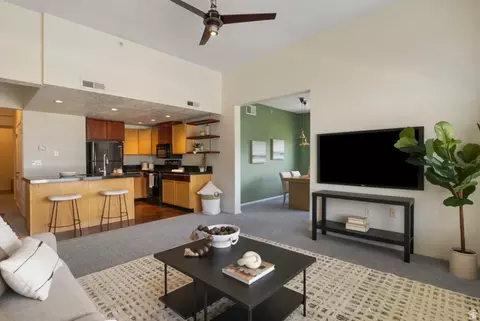 4340 Highland Dr #306, Salt Lake City, UT 84124