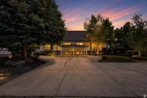 3915 S Feramorz Dr, Holladay, UT 84124