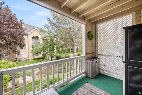 Exterior - 1205 E Waterside Cv S, Midvale, UT 84047 photo 3 of 7