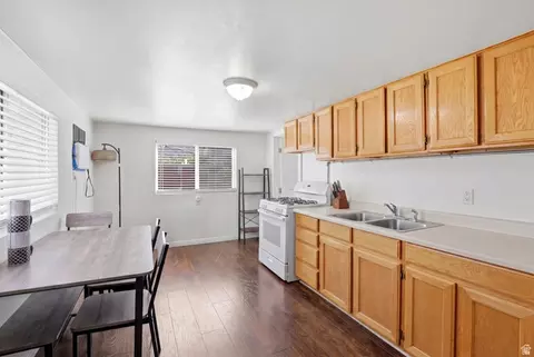 Kitchen - 442 N 200 E, Provo, UT 84606 photo 8 of 12
