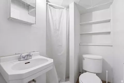 Bath - 442 N 200 E, Provo, UT 84606 photo 3 of 6