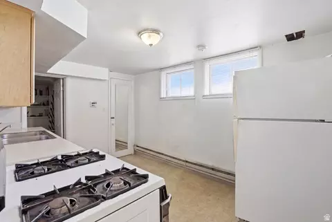 Kitchen - 442 N 200 E, Provo, UT 84606 photo 10 of 12