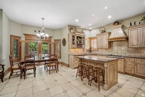 Kitchen - 1 Pepperwood Pointe, Sandy, UT 84092 photo 4 of 4