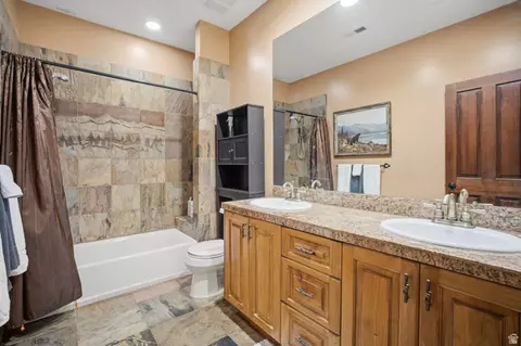 Bath - 1 Pepperwood Pointe, Sandy, UT 84092 photo 3 of 3