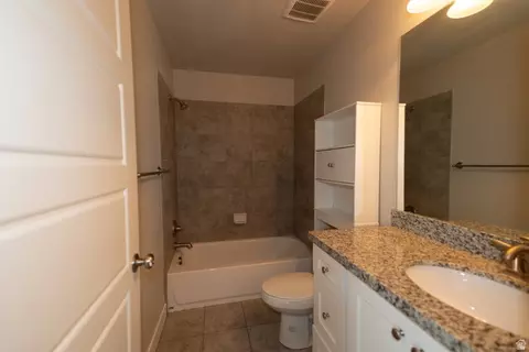 Bath - 716 S 1803 W, Orem, UT 84058 photo 3 of 4