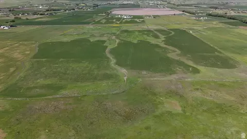 320 N 5400 W, Mendon, UT 84325 photo 2