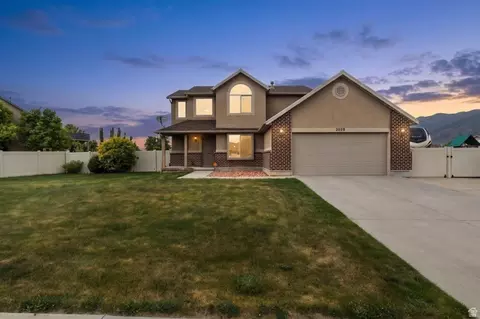 2028 Morningside Dr W, Farmington, UT 84025