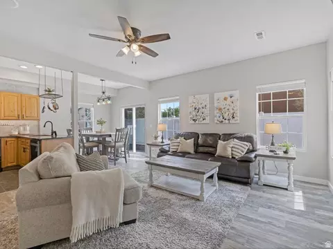 4914 W Duncan Meadow Ln, Riverton, UT 84096
