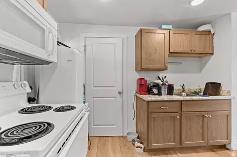 Kitchen - 661 E 600 N, Logan, UT 84321 photo 2 of 3