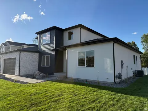Exterior - 241 E 670 S #8, Payson, UT 84651 photo 12 of 13