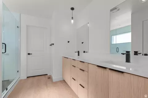 Bath - 241 E 670 S #8, Payson, UT 84651 photo 2 of 4