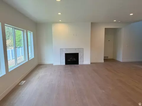 Living - 241 E 670 S #8, Payson, UT 84651 photo 3 of 6