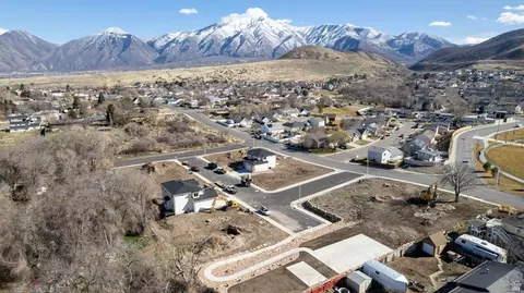 View/Area - 241 E 670 S #8, Payson, UT 84651 photo 5 of 8