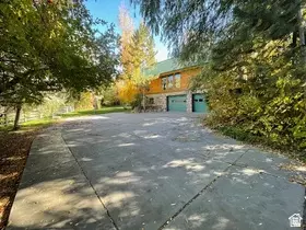 187 N Waterhole Way E, Grantsville, UT 84029