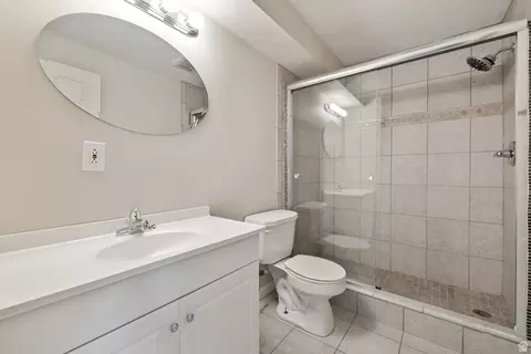 Bath - 1420 E Firelight Way, Sandy, UT 84092 photo 4 of 4