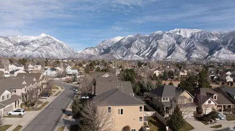 View/Area - 1420 E Firelight Way, Sandy, UT 84092 photo 7 of 7