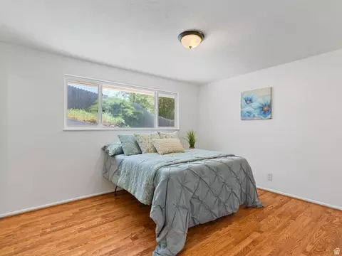 Bedroom - 2990 E 3900 S, Holladay, UT 84124 photo 2 of 3