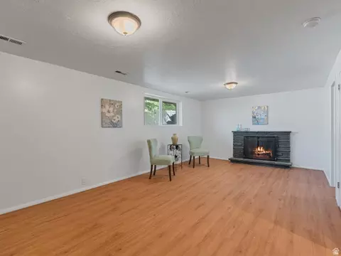 Living - 2990 E 3900 S, Holladay, UT 84124 photo 2 of 2