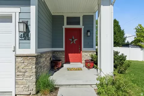 Exterior - 465 E Windy Garden Ln S, Millcreek, UT 84107 photo 4 of 7