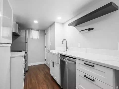 Kitchen - 225 S 300 E, Provo, UT 84606 photo 3 of 4
