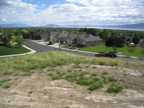 669 E 680 N #14, Lindon, UT 84042 photo 14
