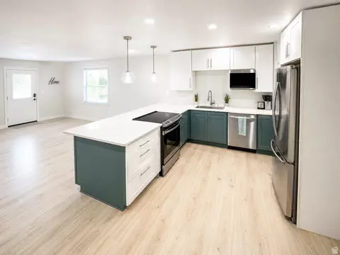 Kitchen - 895 E Quail Valley Dr, Provo, UT 84604 photo 2 of 2