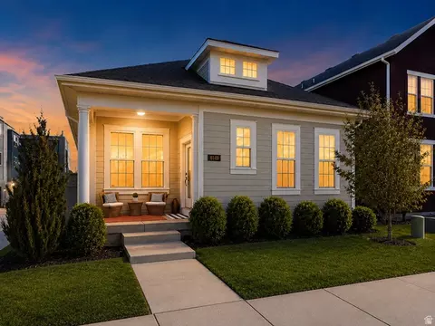 6149 W Moon Valley Dr, South Jordan, UT 84009