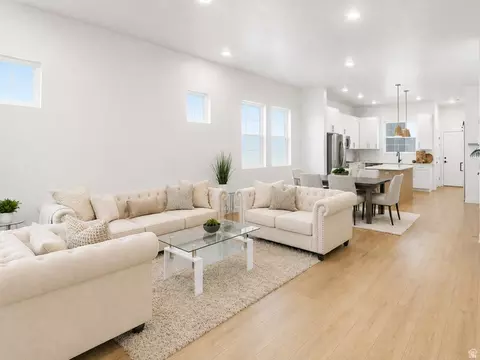 6149 W Moon Valley Dr, South Jordan, UT 84009