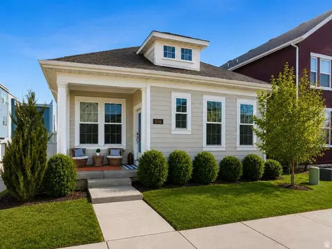 6149 W Moon Valley Dr, South Jordan, UT 84009
