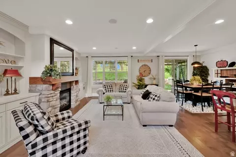 Living - 488 E Mission Dr, Midway, UT 84049 photo 1 of 3