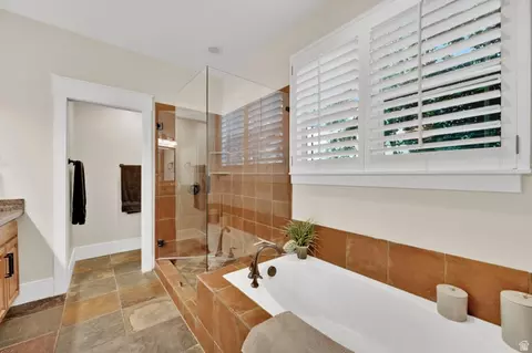 Bath - 488 E Mission Dr, Midway, UT 84049 photo 2 of 4