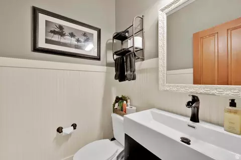 Bath - 488 E Mission Dr, Midway, UT 84049 photo 1 of 4
