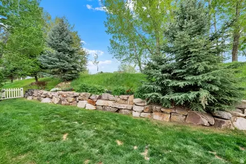 Exterior - 488 E Mission Dr, Midway, UT 84049 photo 5 of 7