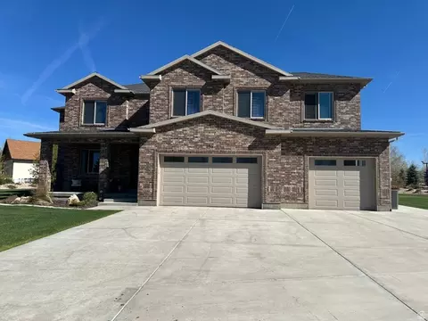 695 W Oak Cir S #B16, Francis, UT 84036