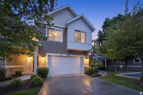 7872 S Farm House Ln, Midvale, UT 84047