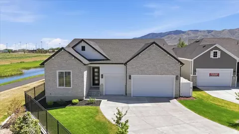 293 E Polaris Dr #101, Saratoga Springs, UT 84045