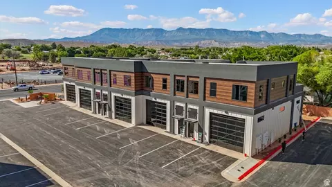80 W Center St #24, La Verkin, UT 84745