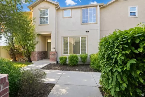 228 Birmingham Ln, North Salt Lake, UT 84054