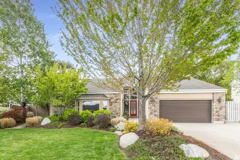 10183 S Hickory Point Dr, Sandy, UT 84092