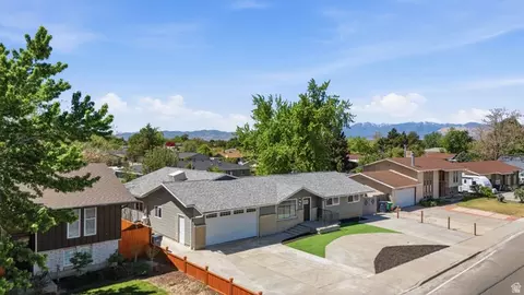 View/Area - 370 E 9400 S, Sandy, UT 84070 photo 2 of 4