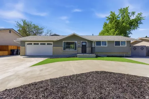 Exterior - 370 E 9400 S, Sandy, UT 84070 photo 6 of 6
